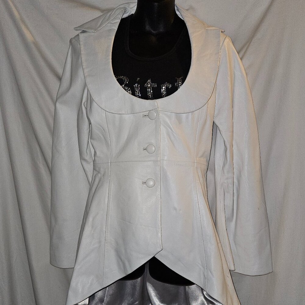 NWT WHITE LEATHER PRINCESS COAT S/M FIT N' FLAIRE JACKET
